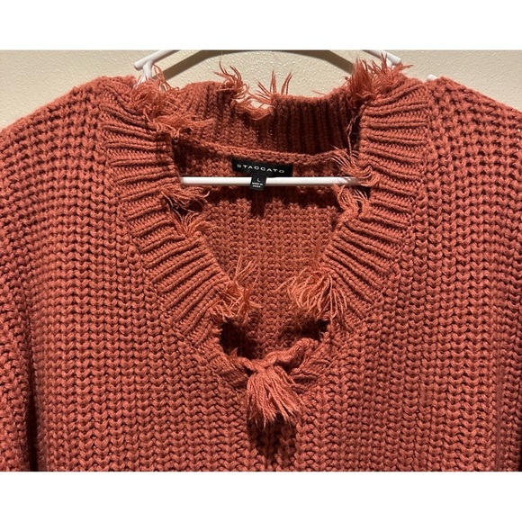 Staccato Women’s Distressed Hem Knitted Sweater Size Large - Picture 4 of 7